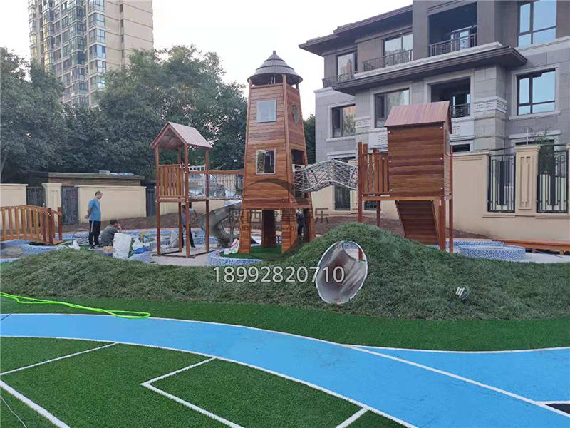 西安曲江新区金地九玺幼儿园木质游乐设备案例