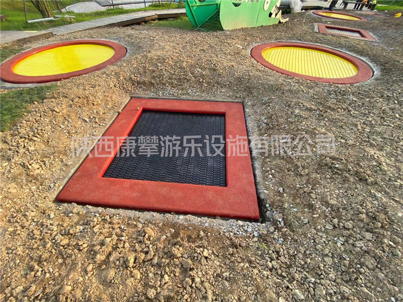 户外长方形矩形地面蹦床造型定制