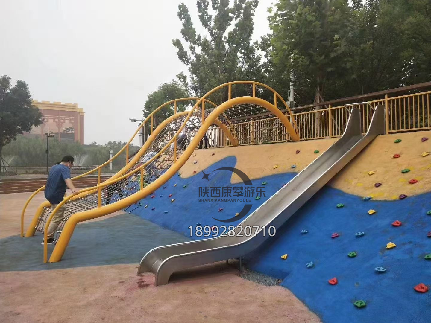 不锈钢滑梯定制 不锈钢滑梯定制