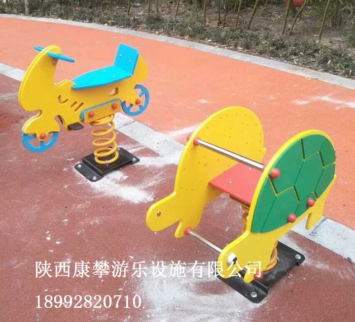 儿童摇摇乐