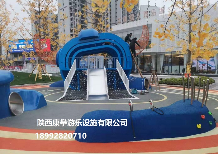 户外不锈钢滑梯
