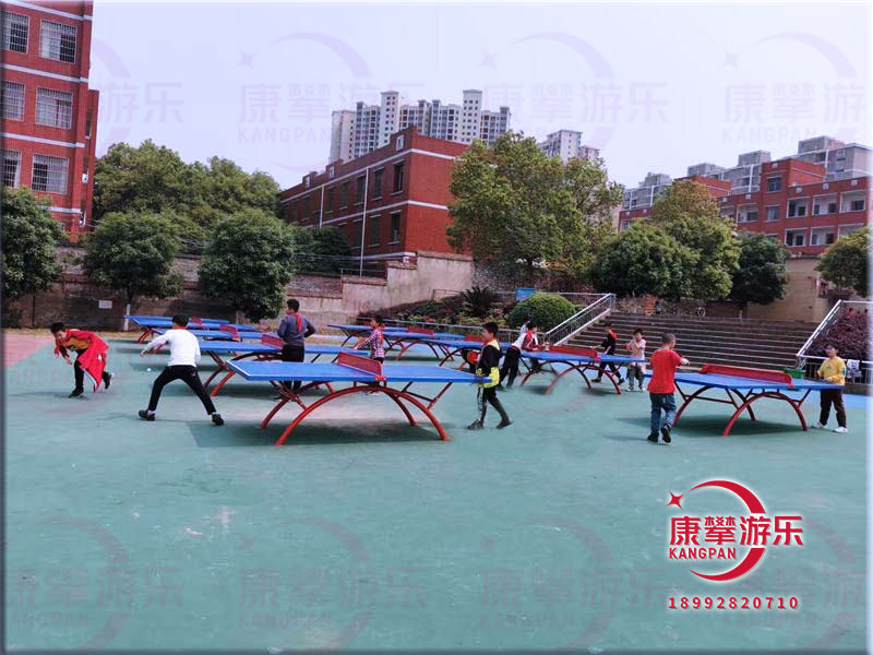 小区游乐设施乒乓球台