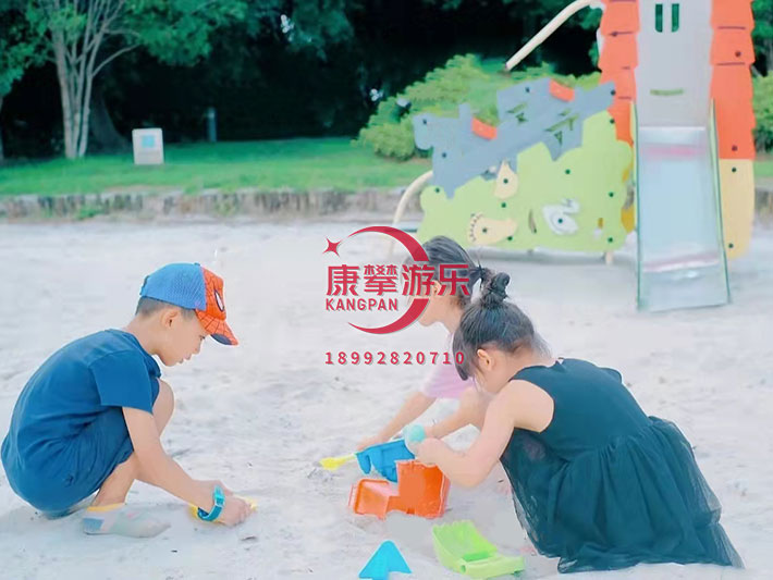 幼儿园沙水区域