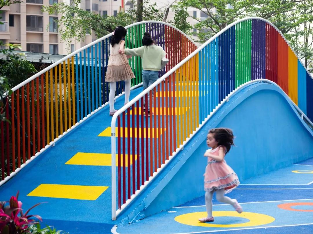 幼儿园非标滑梯