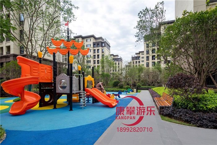 幼儿园组合滑梯