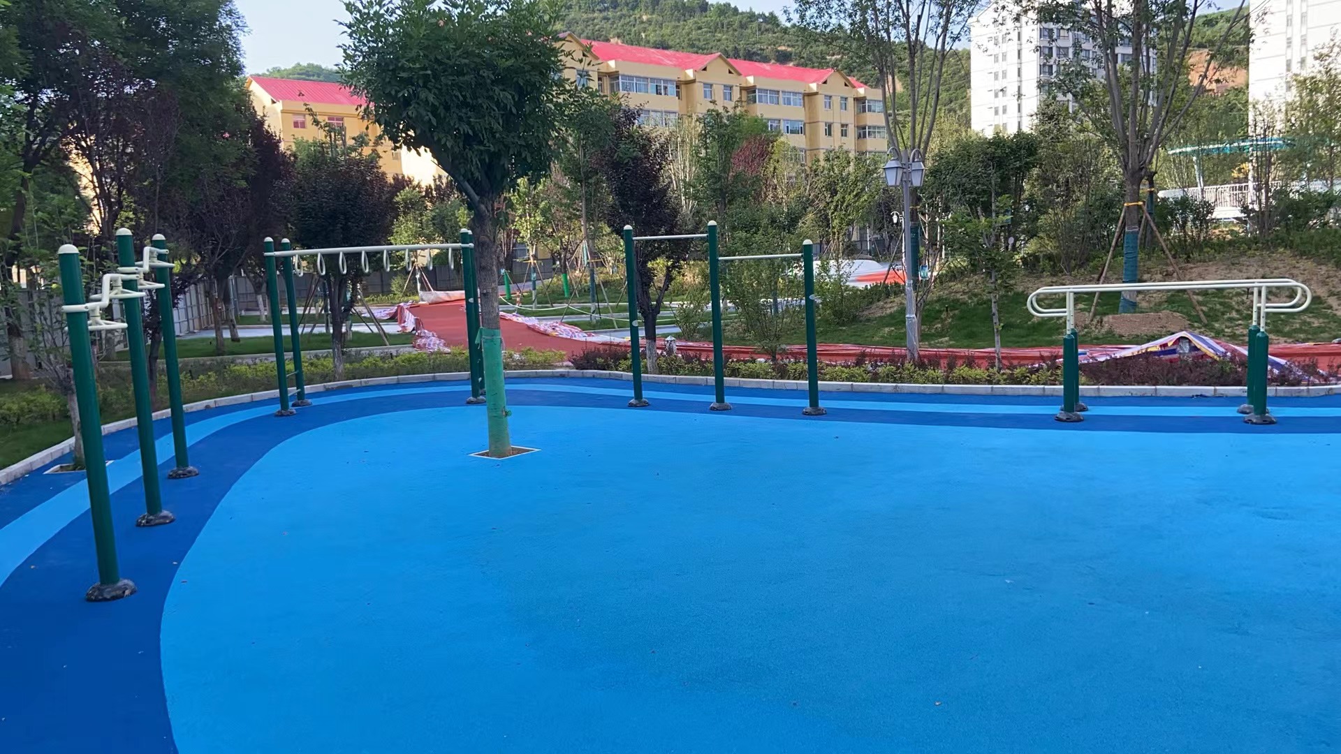 户外健身器材