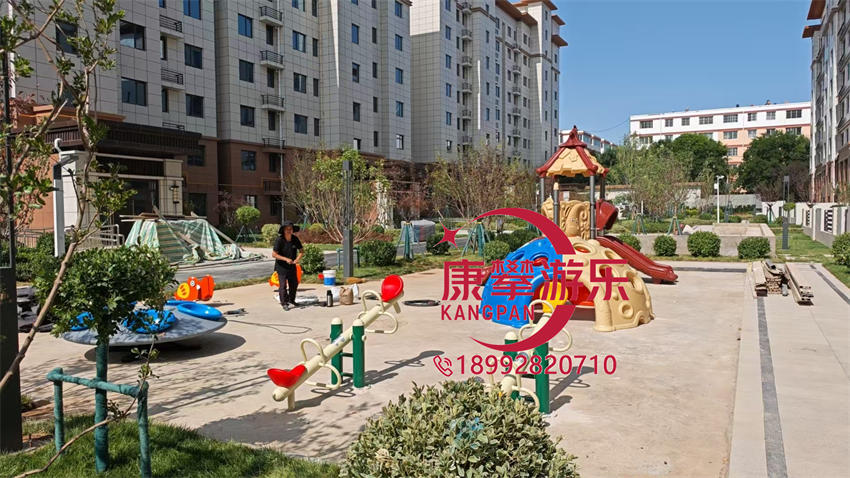 户外小区儿童游乐设施案例