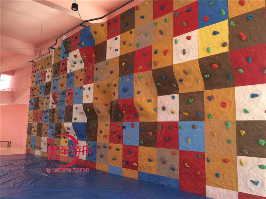 攀岩墙定制