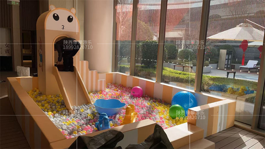 西安中大国际商场淘气堡