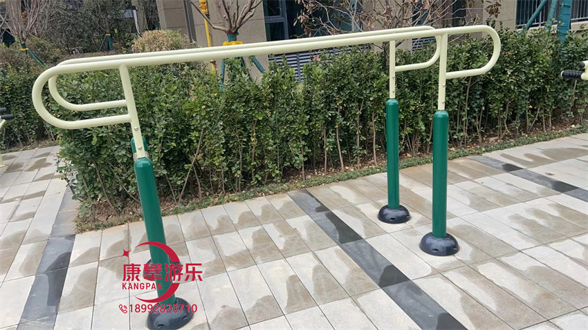 户外健身器材