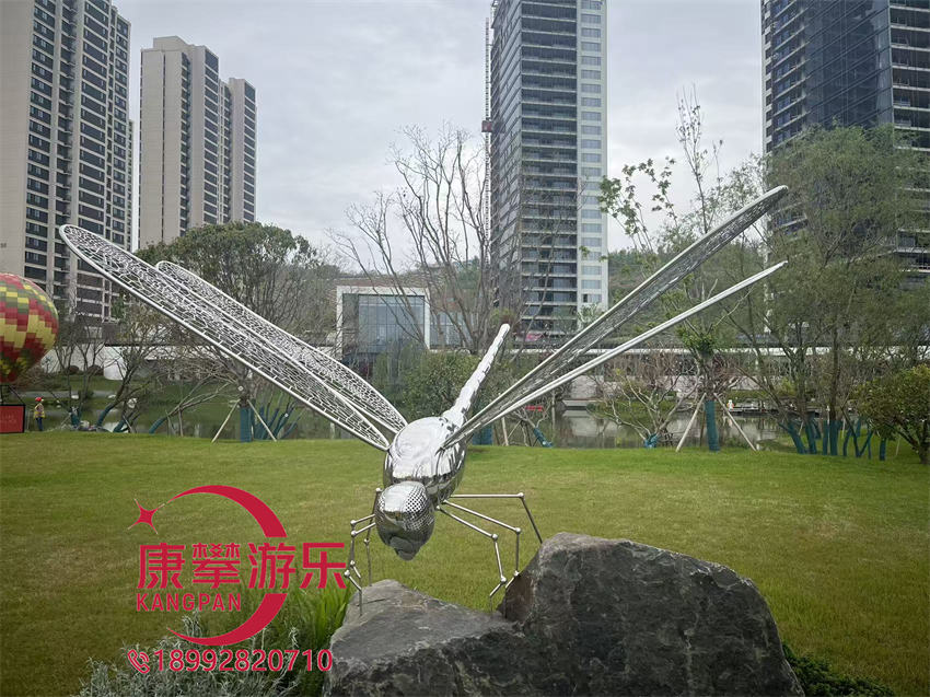 不锈钢雕塑