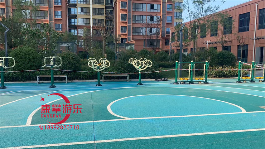 健身器材