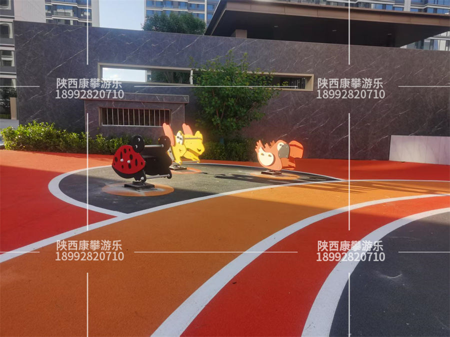 儿童摇马