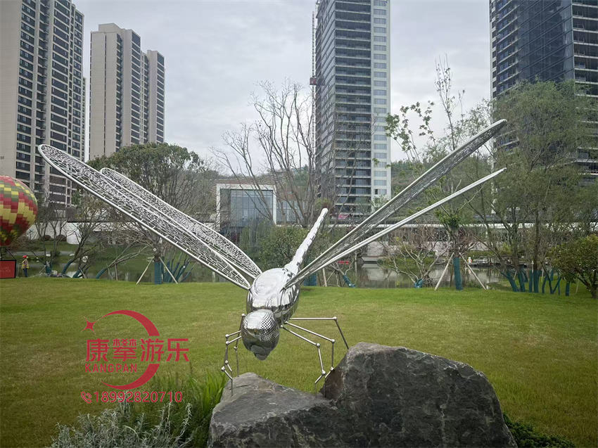 不锈钢雕塑