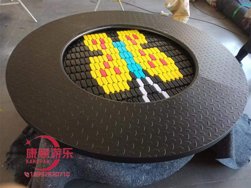 蹦床 蹦床